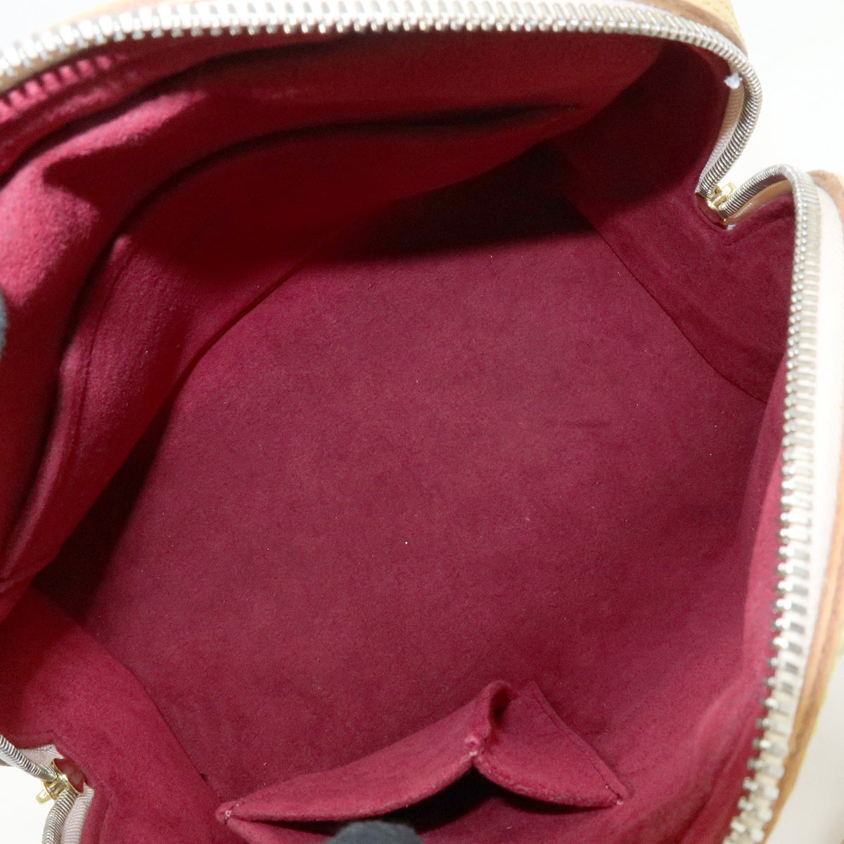 Louis Vuitton Priscilla Monogram Multicolor White Canvas Handbag (Pre-Owned)