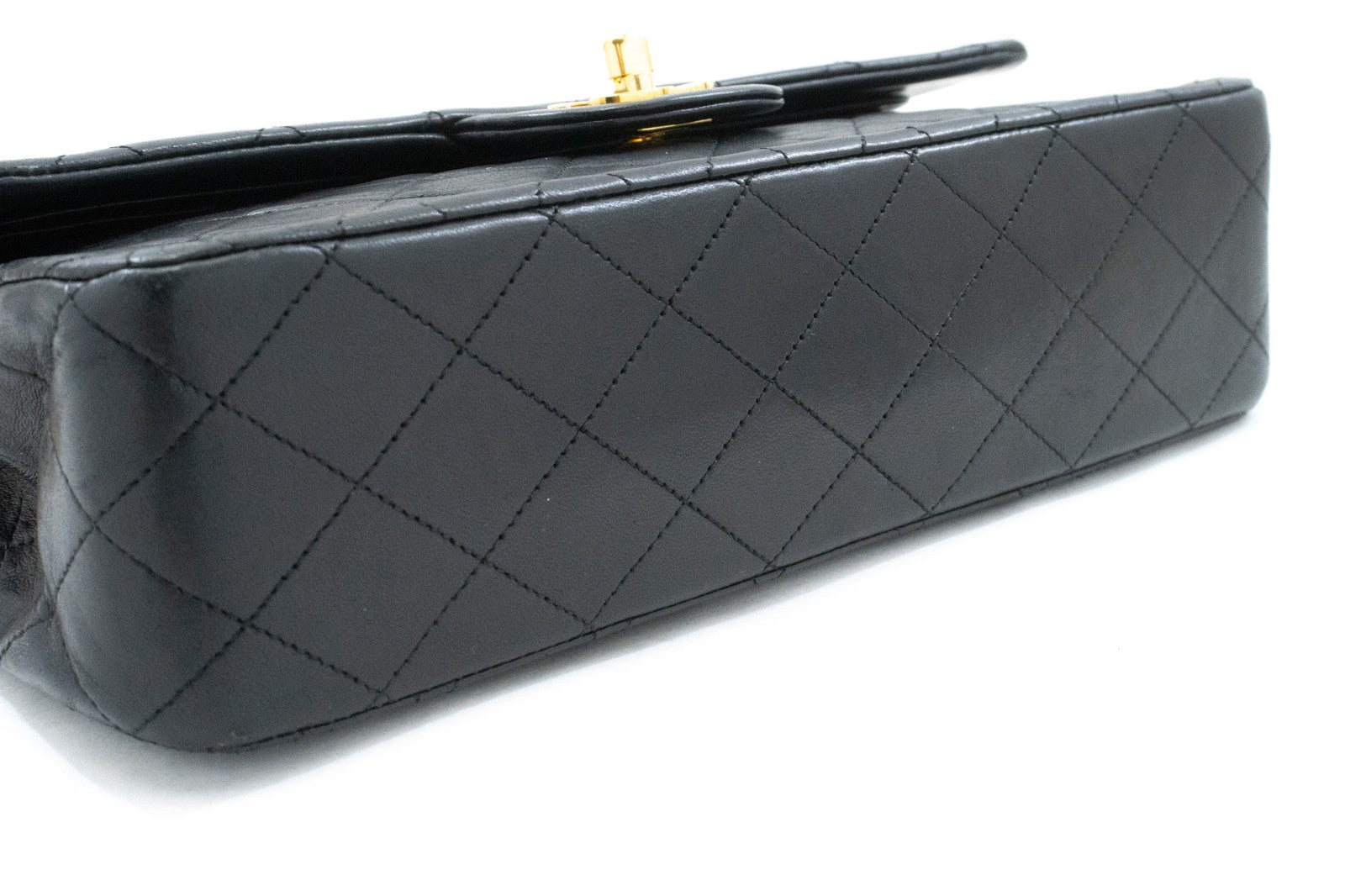 Chanel Classic Flap Lambskin Black Leather Crossbody Bag Bag (Pre-Owned)