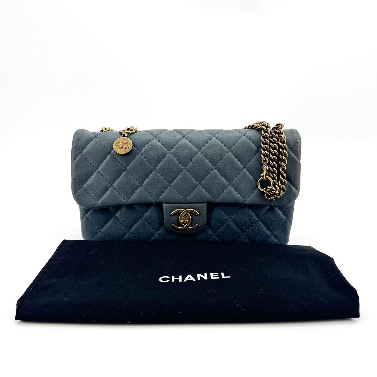 Chanel Cc Crown Flap Quilted Leather Blue Leather Shoulder Bag Bag (Pre-Owned)
