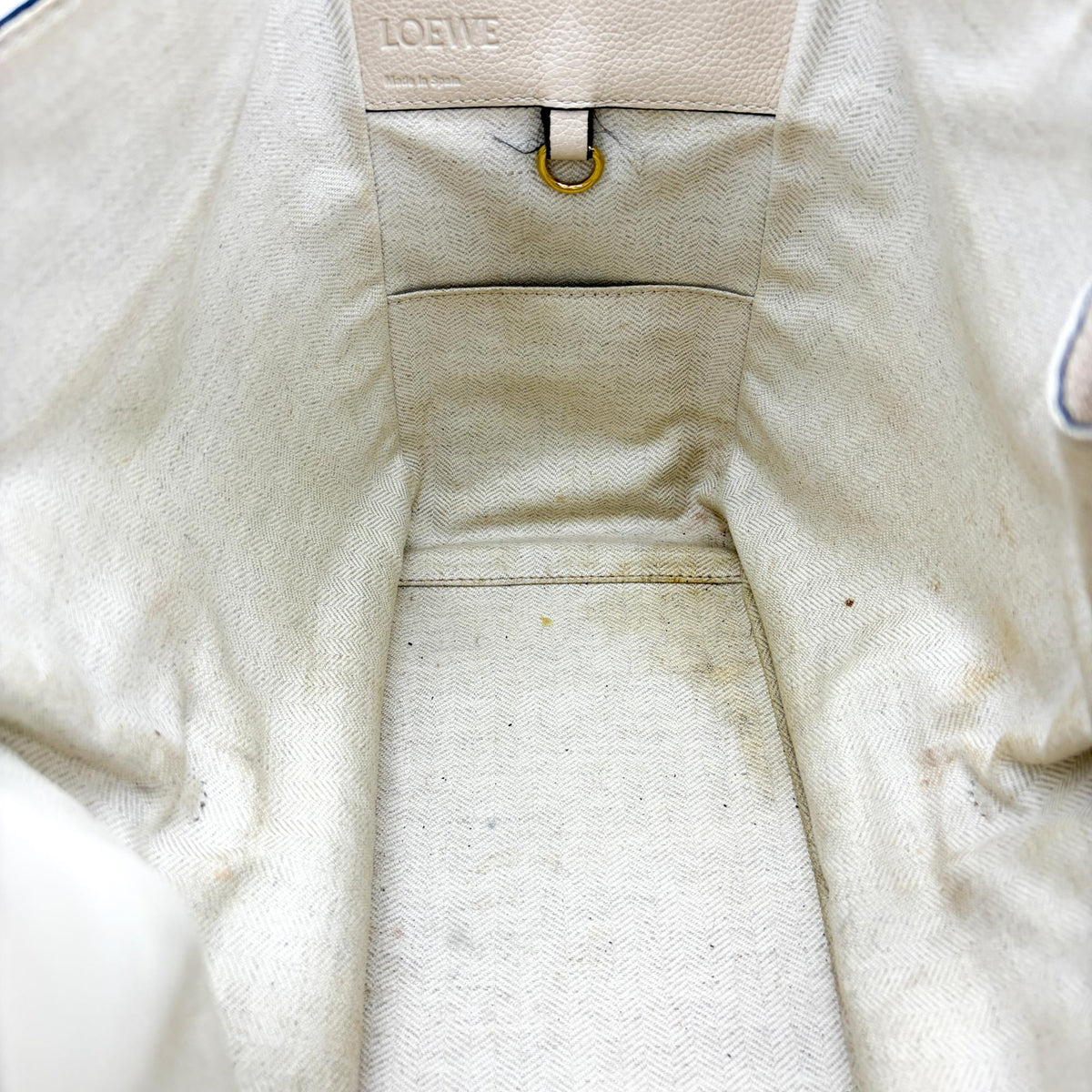Loewe Hammock Leather Beige Calfskin Handbag (Pre-Owned)