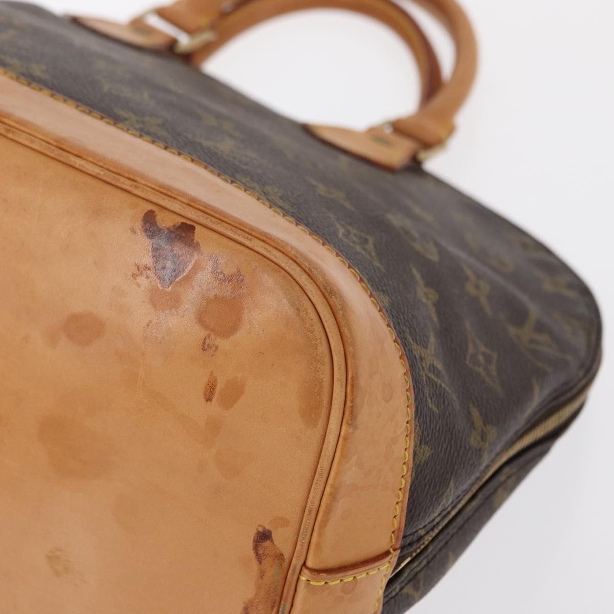 Louis Vuitton Alma Monogram Canvas Brown Canvas Handbag (Pre-Owned)