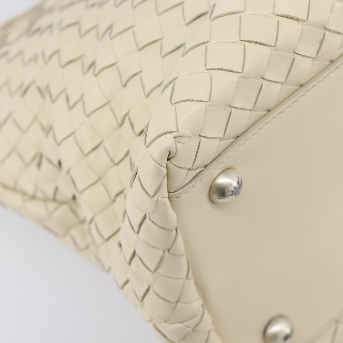 Bottega Veneta Belted Cabas Tote Intrecciato Nappa With Stitched Detail White Leather Tote Bag Bag (Pre-Owned)