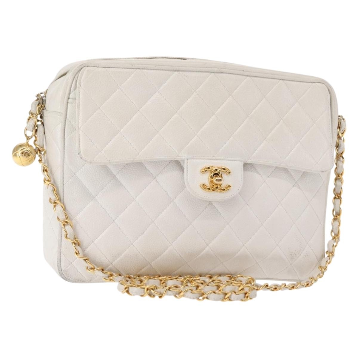 Chanel Vintage Front Pocket Camera Quilted Caviar White Leather Shoulder Bag Bag (Pre-Owned)