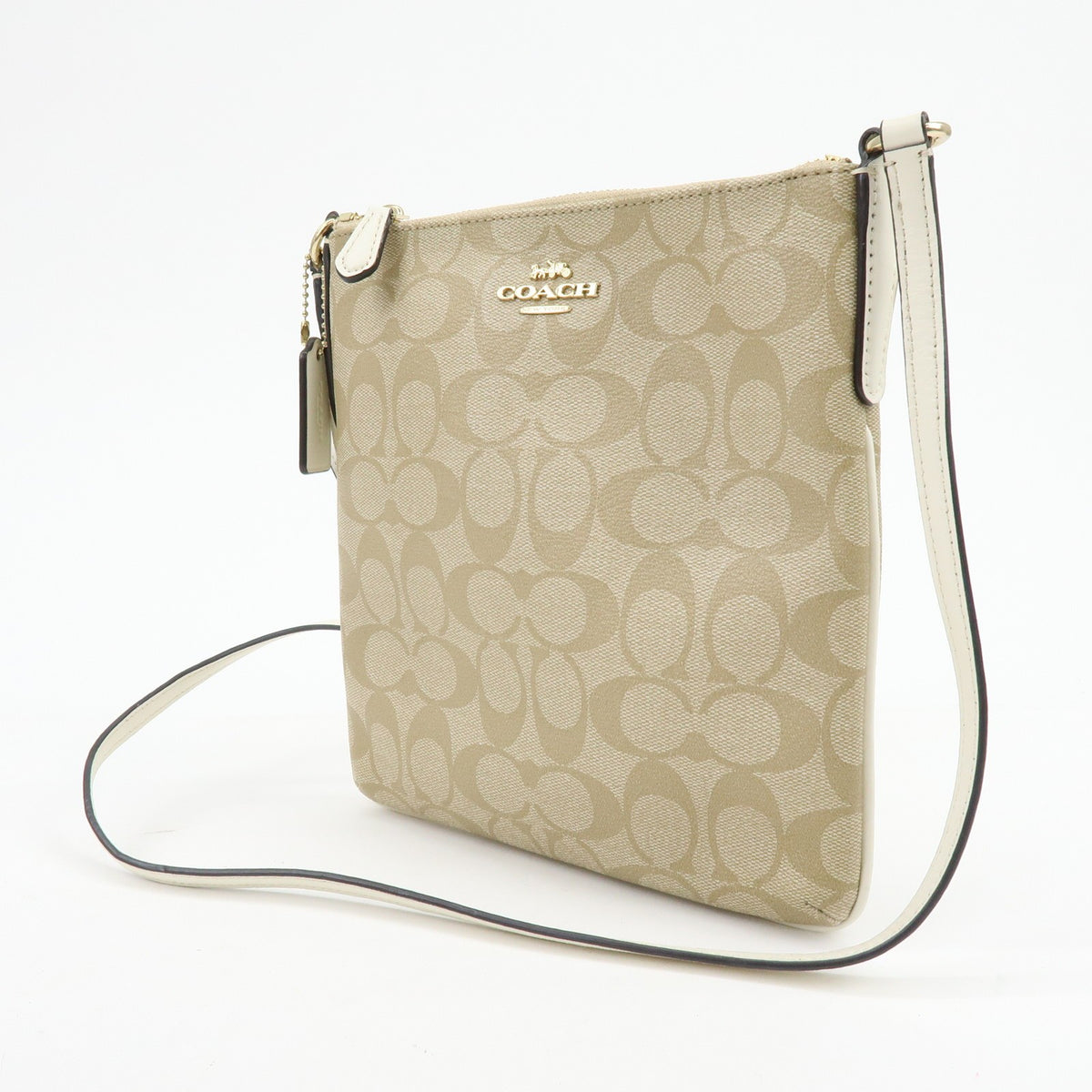 Coach Shoulder Canvas Beige Canvas Handbag (Pre-Owned)