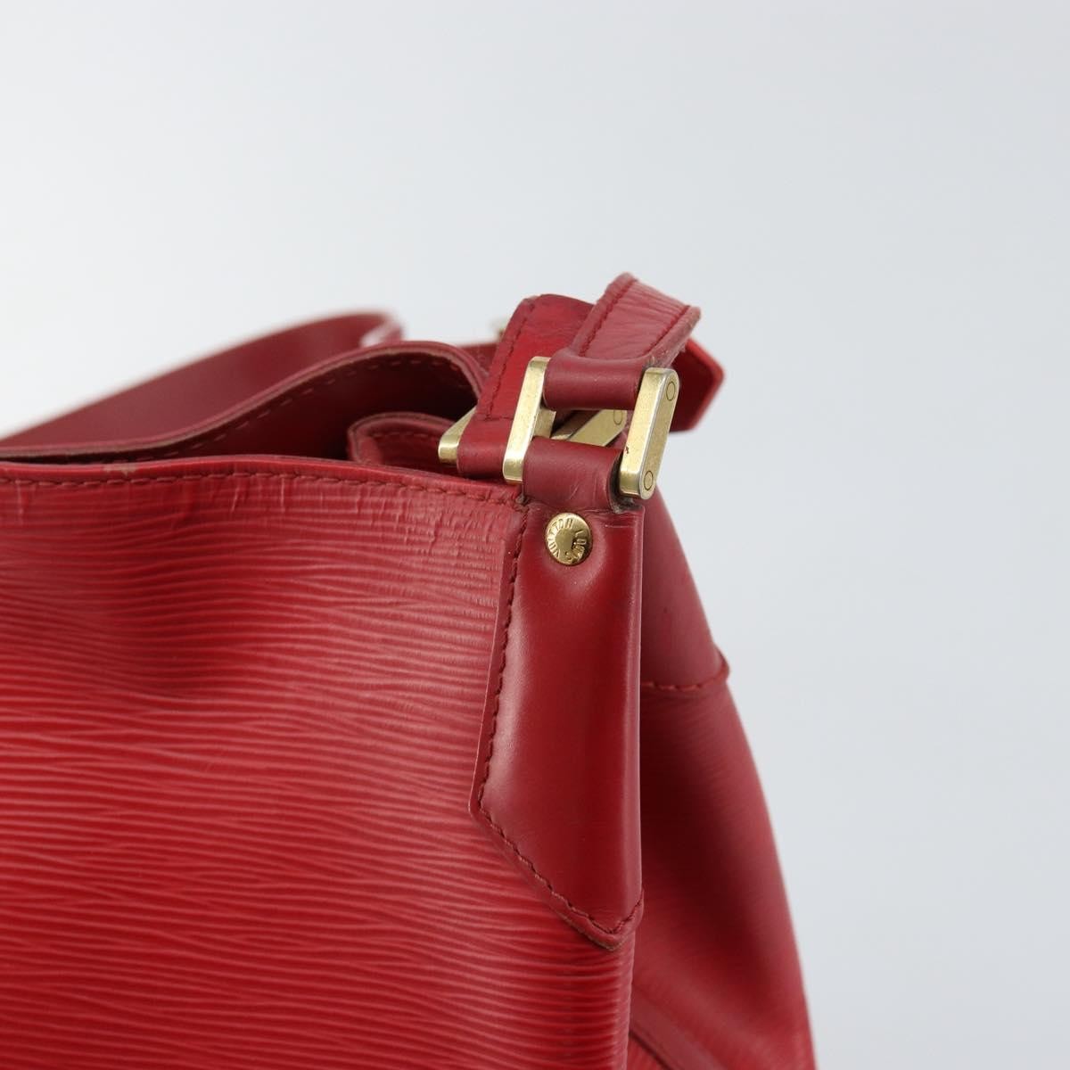 Louis Vuitton Mandara Epi Leather Red Leather Shoulder Bag Bag (Pre-Owned)