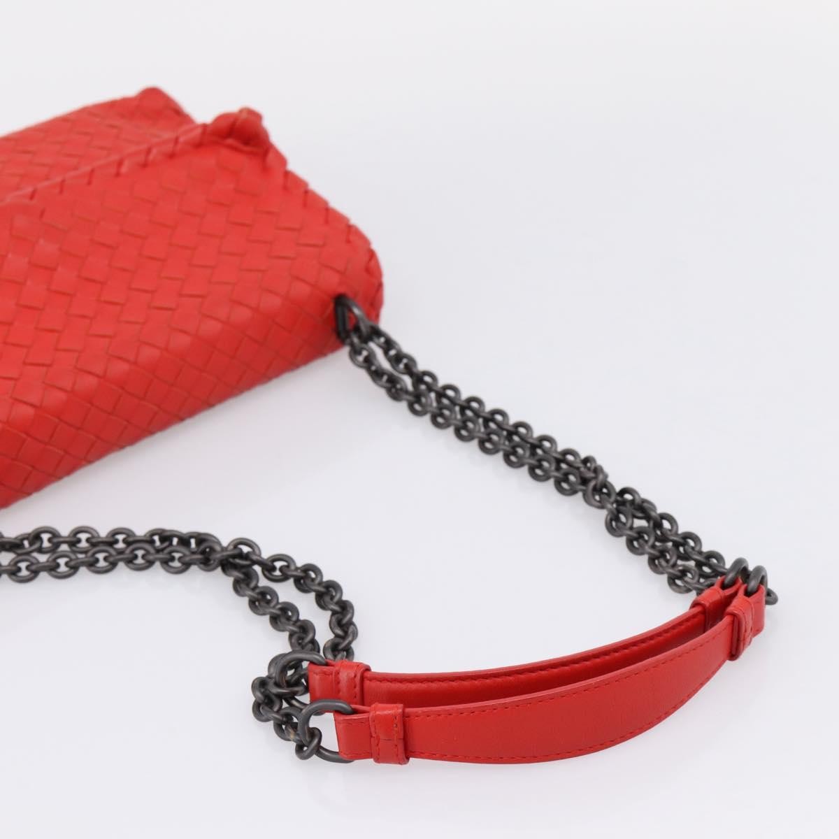 Bottega Veneta Olimpia Intrecciato Nappa Red Leather Shoulder Bag Bag (Pre-Owned)