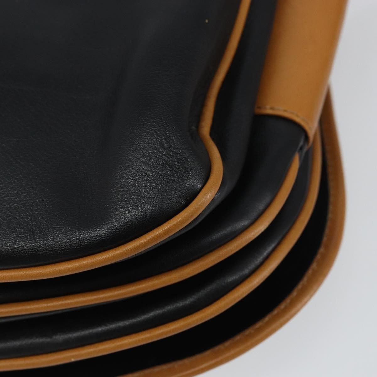 Celine Vintage Leather Black Leather Shoulder Bag Bag (Pre-Owned)