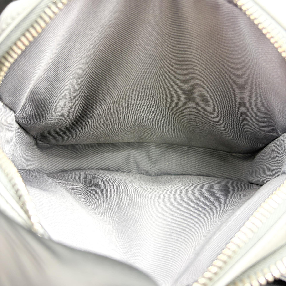 Christian Dior Double Zip Cd Diamond Coated Canvas Gray Canvas Crossbody Bag Bag (Pre-Owned)