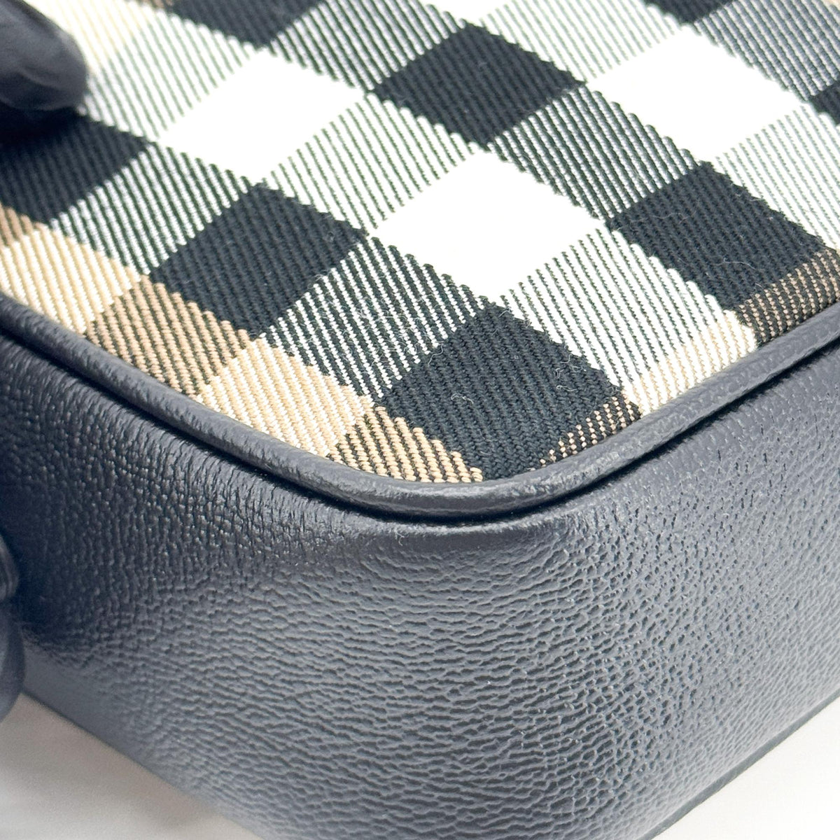 Burberry Camera Vintage Check Canvas Black Canvas Handbag (Pre-Owned)