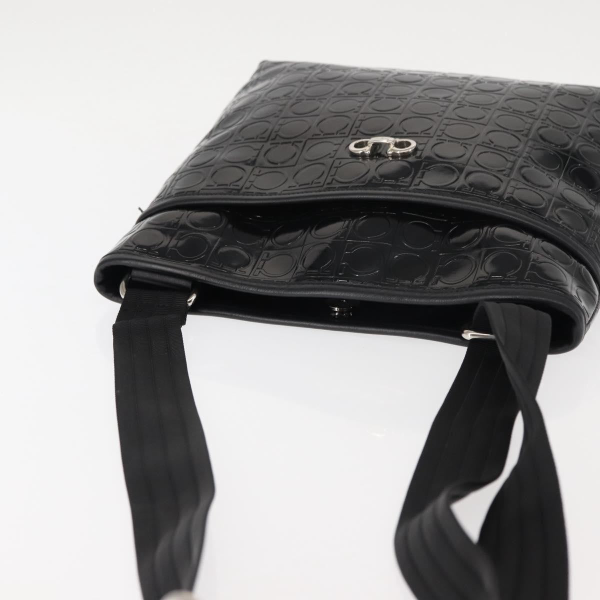 Salvatore Ferragamo Gancini Patent Leather Black Patent_Leather Shoulder Bag Bag (Pre-Owned)