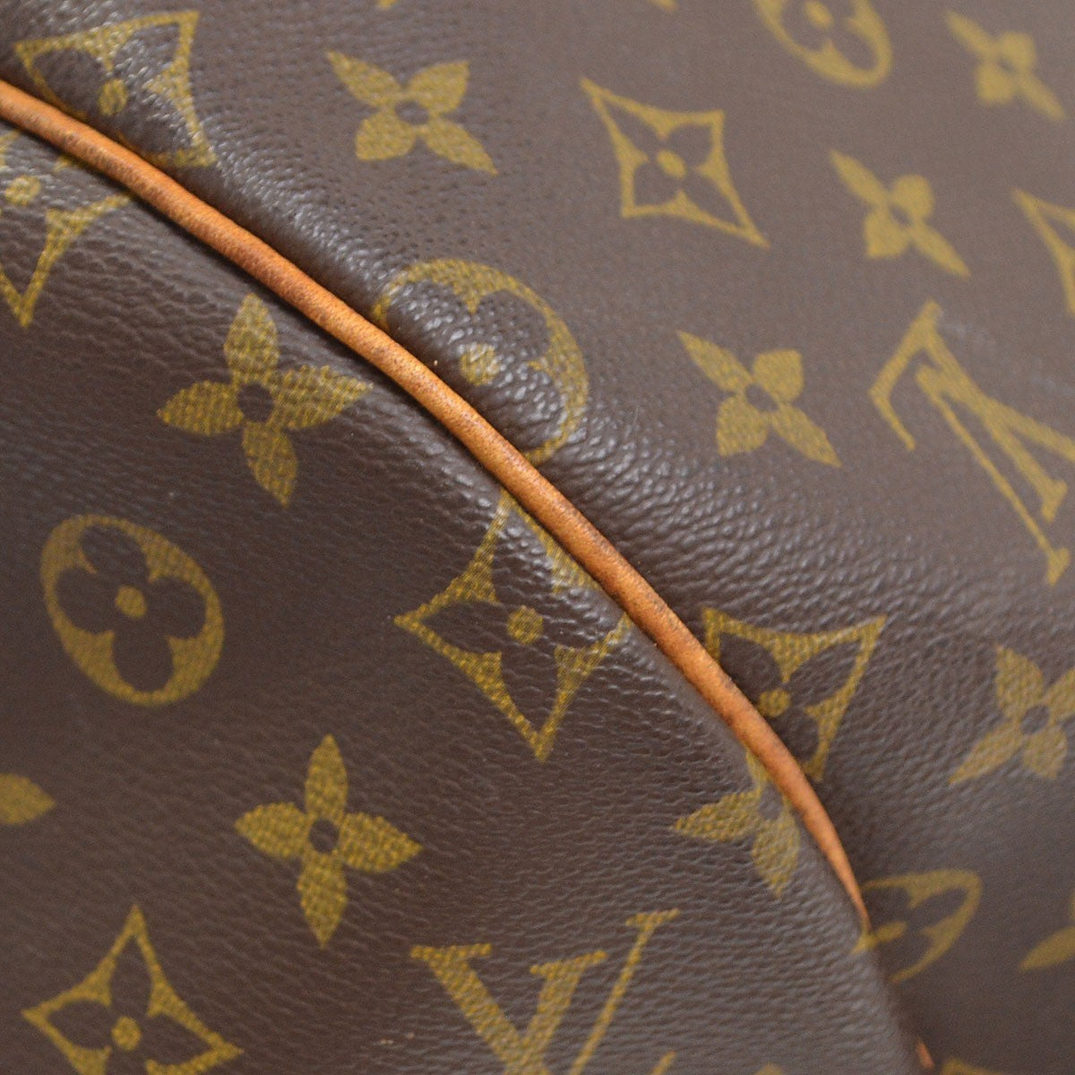 Louis Vuitton Keepall Monogram Canvas Brown Canvas Travel Bag Bag (Pre-Owned)