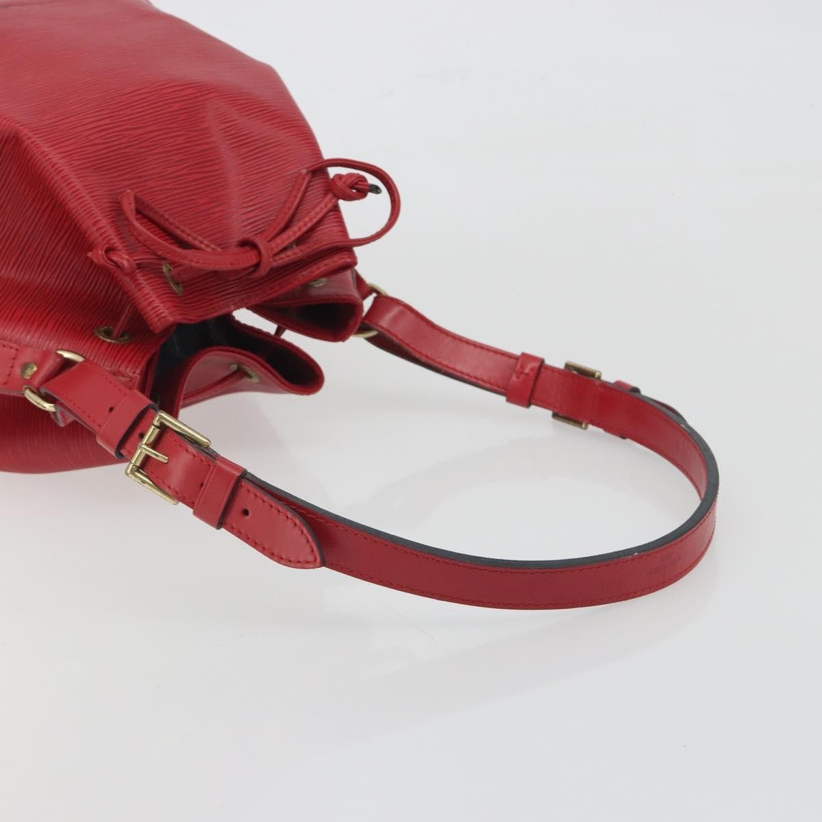 Louis Vuitton Petit Noe Epi Leather Red Leather Shoulder Bag Bag (Pre-Owned)