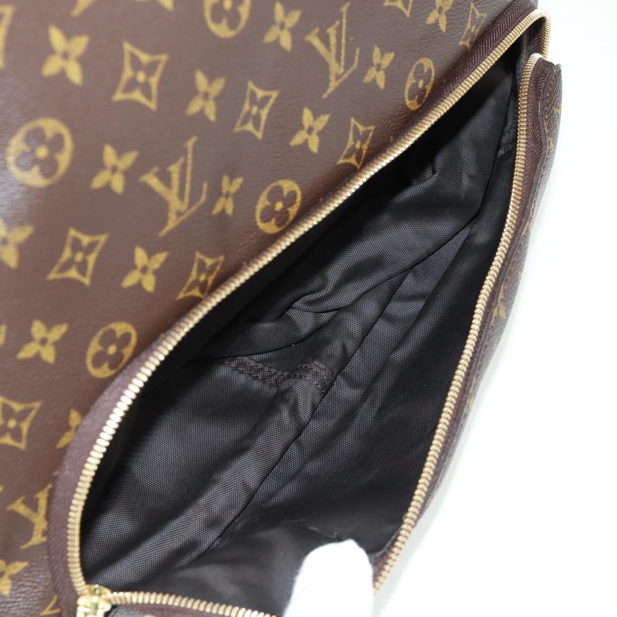Louis Vuitton Evasion Monogram Canvas Brown Canvas Travel Bag Bag (Pre-Owned)
