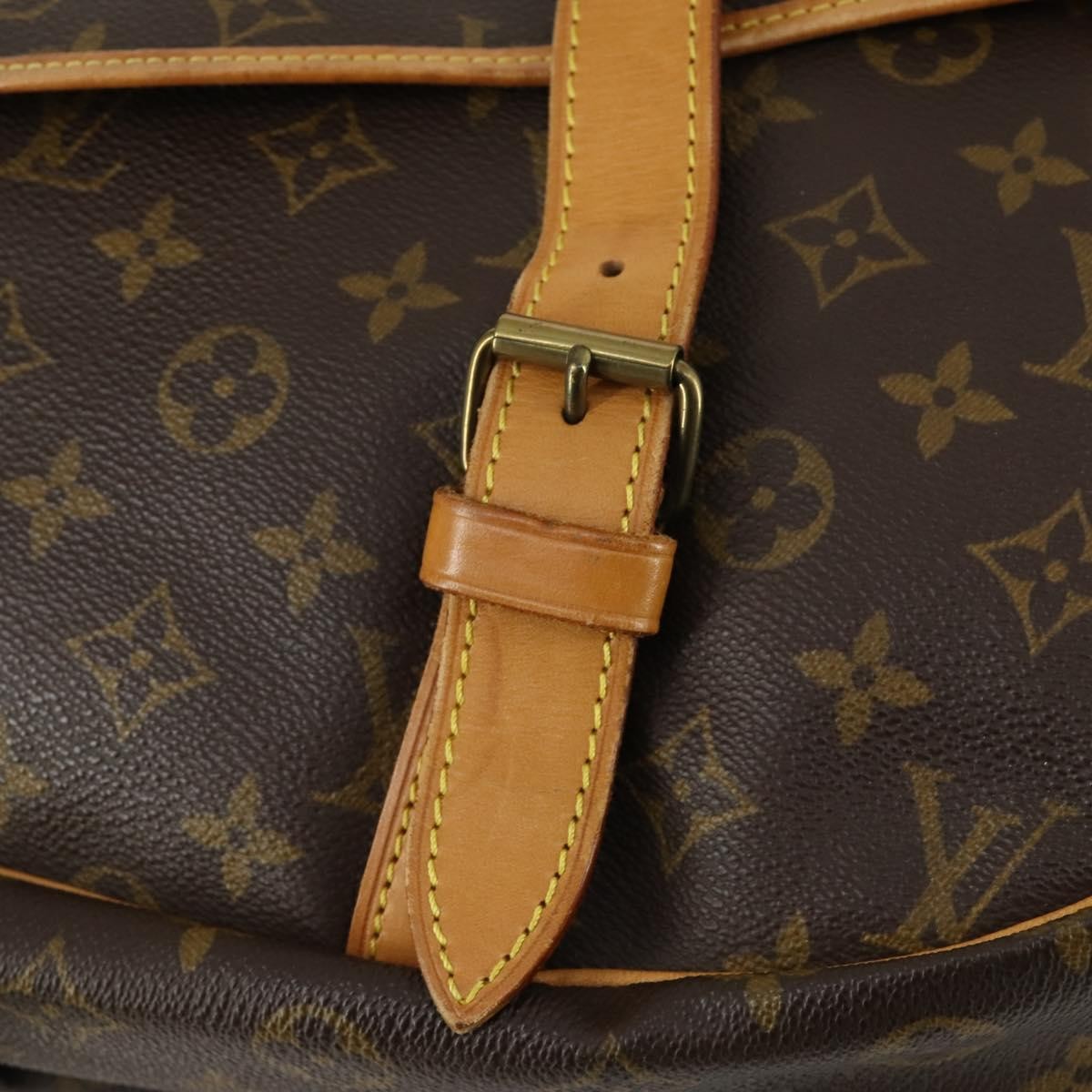 Louis Vuitton Saumur Monogram Canvas Brown Canvas Shoulder Bag Bag (Pre-Owned)