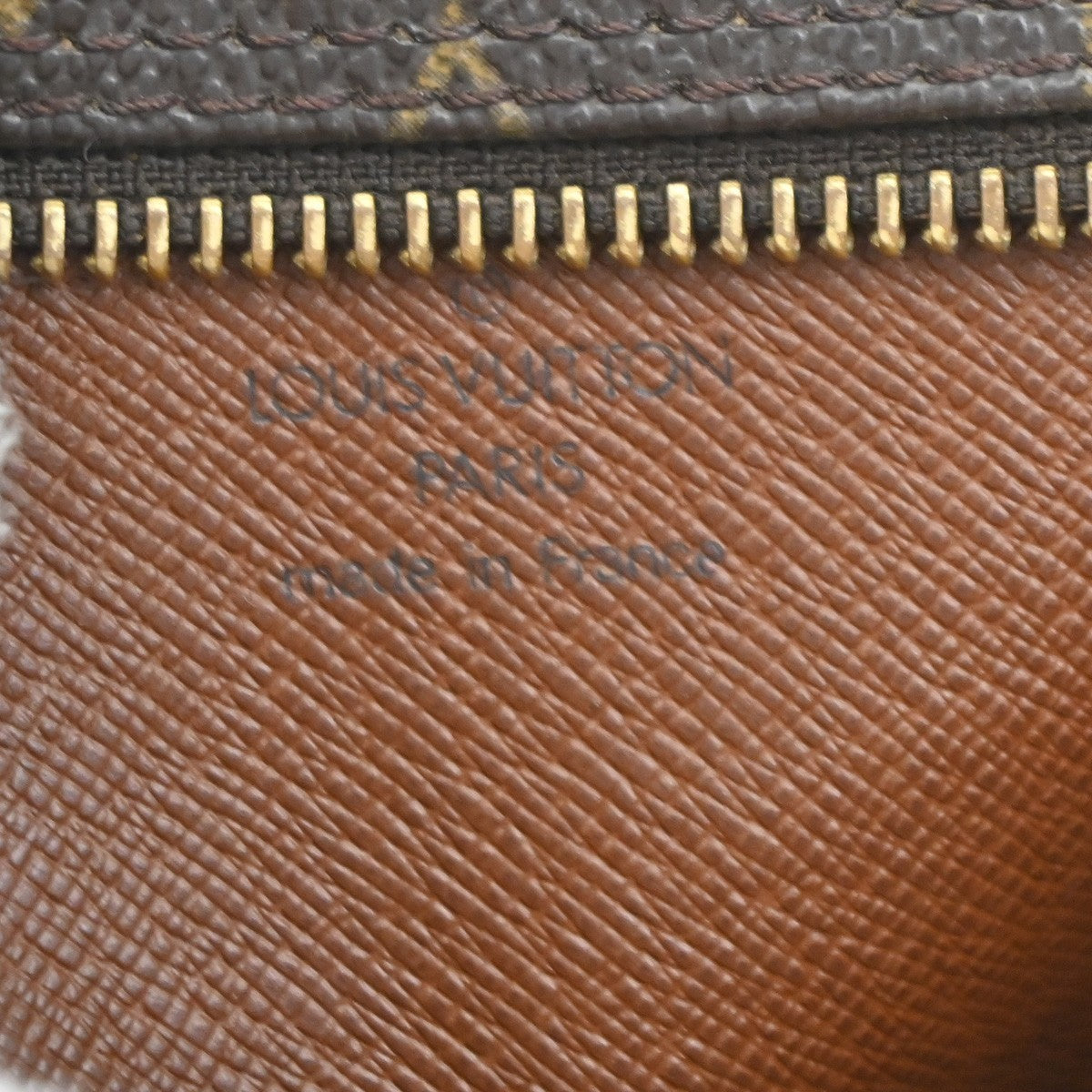 Louis Vuitton Amazone Canvas Brown Canvas Shoulder Bag Bag (Pre-Owned)