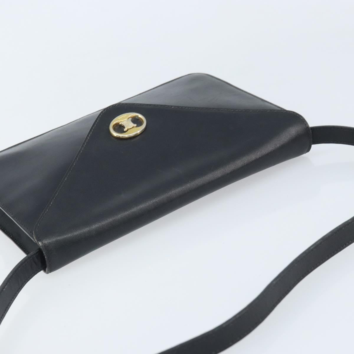 Celine Vintage Leather Black Leather Shoulder Bag Bag (Pre-Owned)