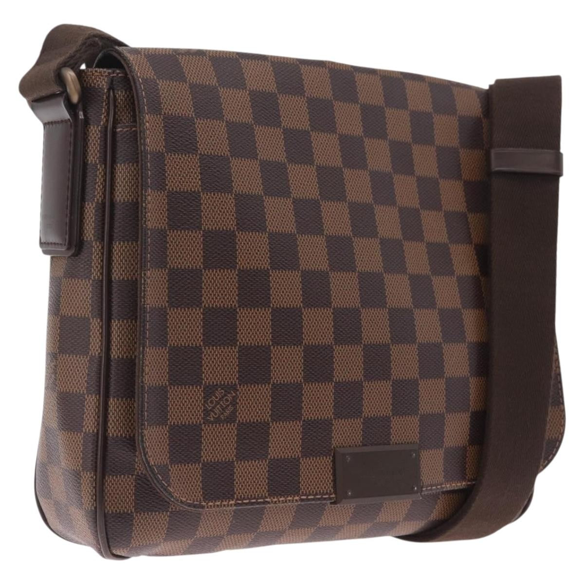 Louis Vuitton District Messenger Damier Brown Canvas Handbag (Pre-Owned)
