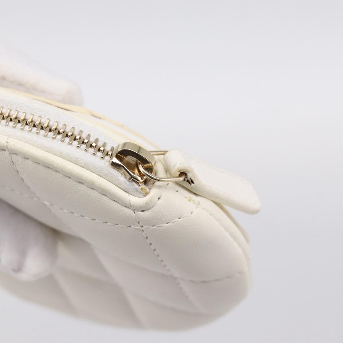 Chanel Camellia Round Clutch With Chain Lambskin White Leather Clutche & Pouche Bag (Pre-Owned)