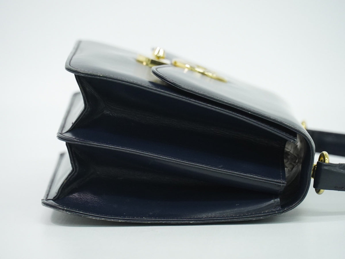 Gucci Vintage Top Handle Flap Leather With Chain Detail Navy Leather Handbag (Pre-Owned)