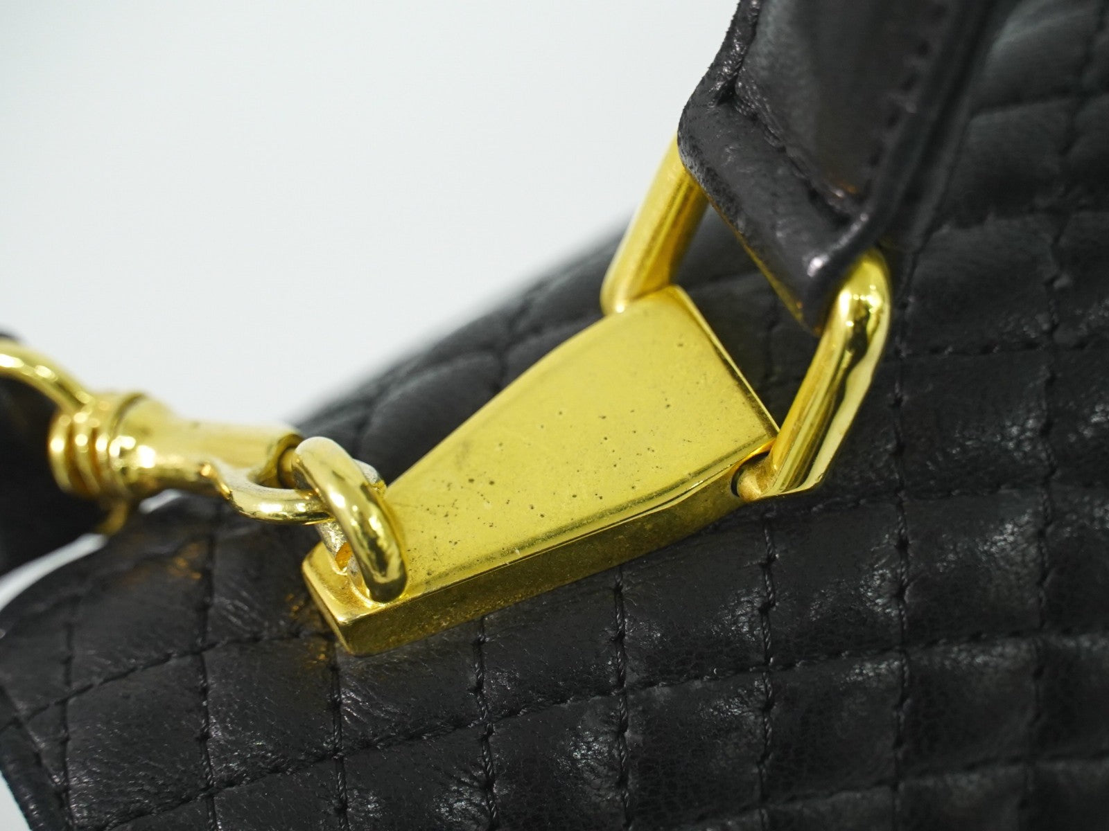 Bally Vintage Quilted Leather Black Leather Handbag (Pre-Owned)