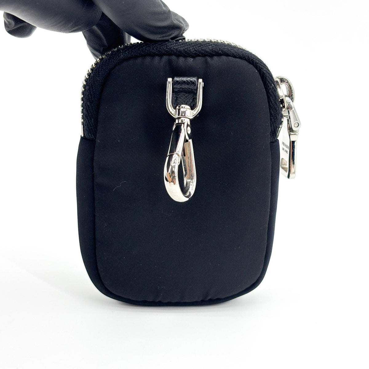 Prada Re-Edition 2005 Tessuto Black Nylon Shoulder Bag Bag (Pre-Owned)