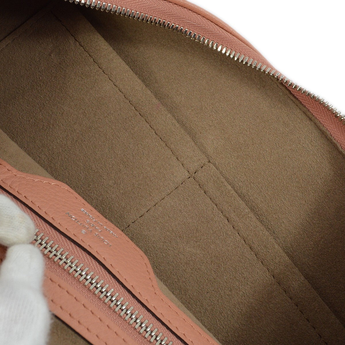 Louis Vuitton Selene Mahina Leather Pink Leather Shoulder Bag Bag (Pre-Owned)