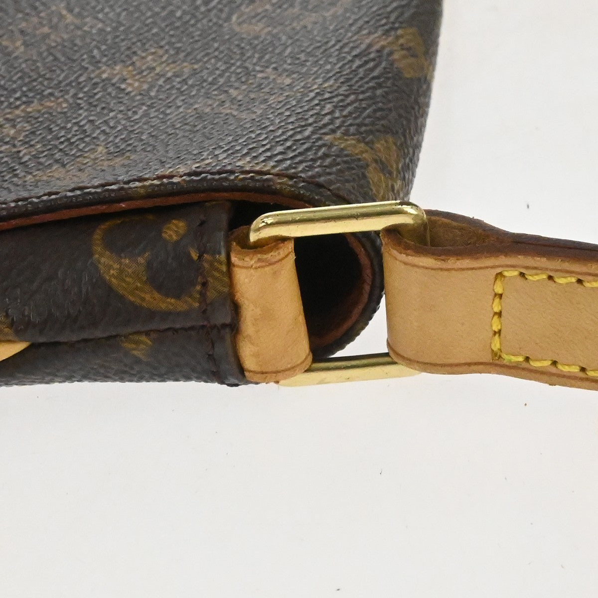Louis Vuitton Musette Tango Monogram Canvas Brown Canvas Shoulder Bag Bag (Pre-Owned)