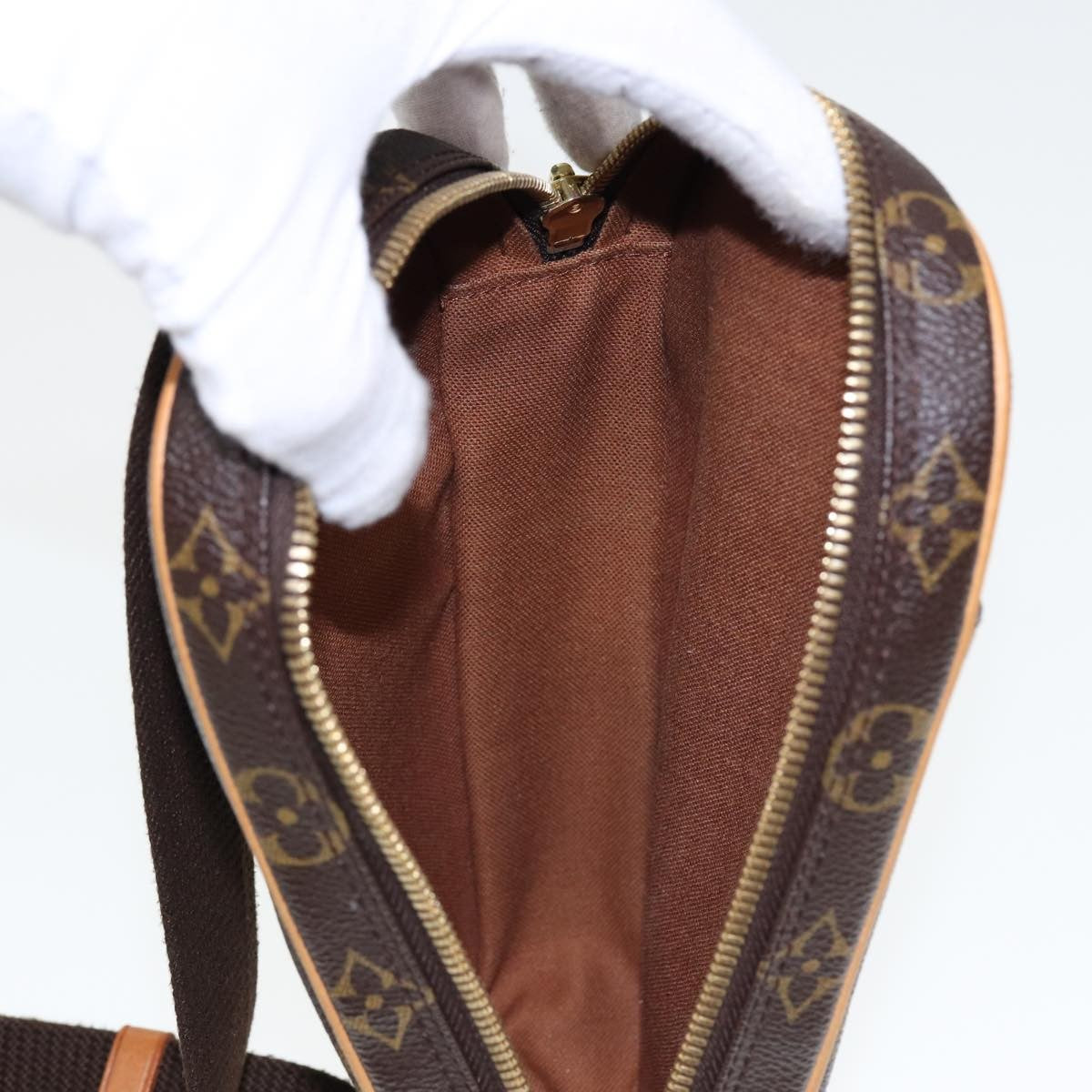Louis Vuitton Pochette Gange Monogram Canvas Brown Canvas Clutche & Pouche Bag (Pre-Owned)
