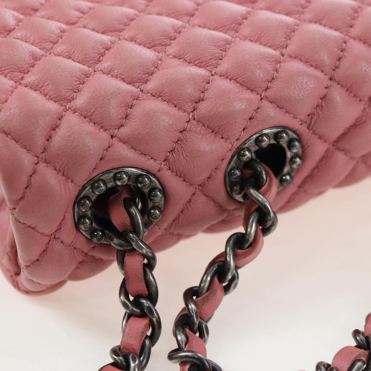 Chanel Flap Shoulder Quilted Lambskin Pink Leather Shoulder Bag Bag (Pre-Owned)