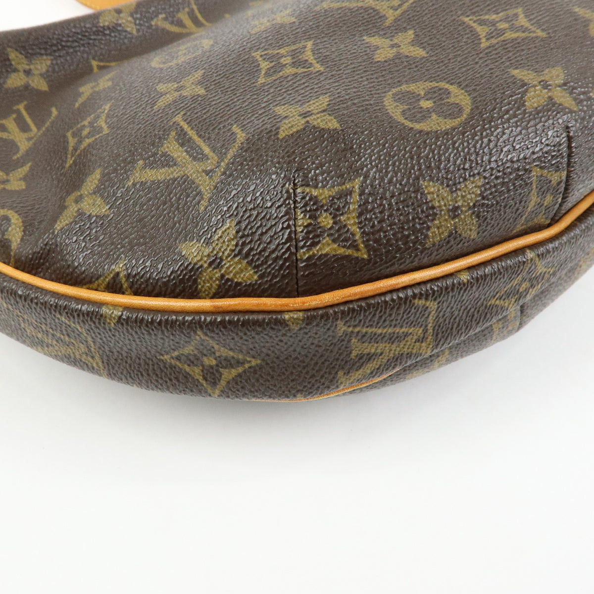 Louis Vuitton Croissant Monogram Canvas Brown Canvas Handbag (Pre-Owned)
