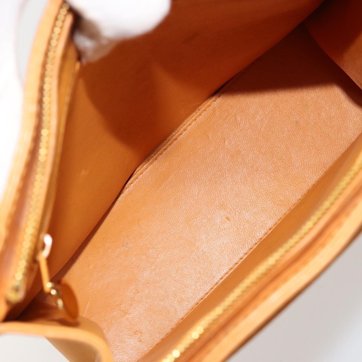 Chanel Vintage Logo Tote Leather Camel Leather Tote Bag Bag (Pre-Owned)
