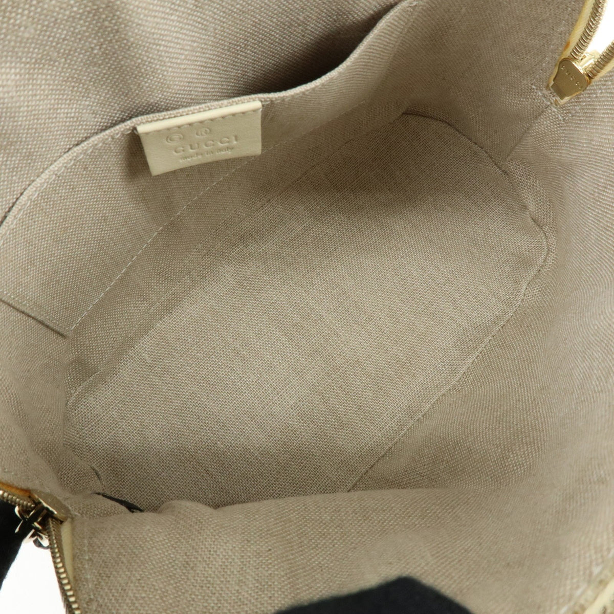 Gucci Convertible Dome Satchel Guccissima Leather White Leather Handbag (Pre-Owned)