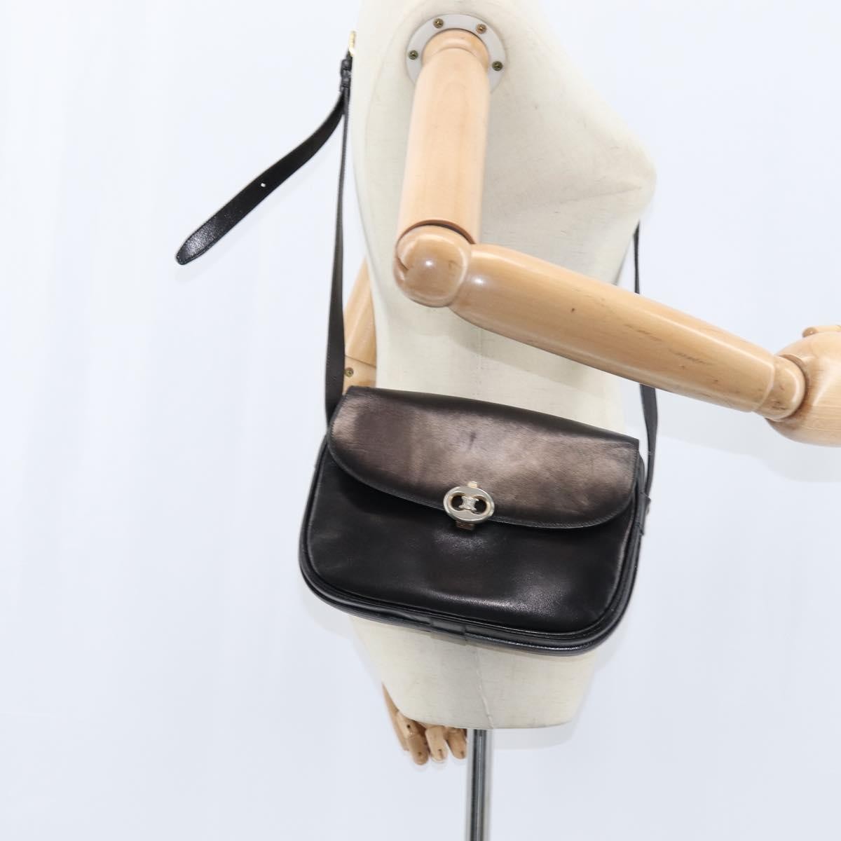 Celine Shoulder Leather Black Leather Shoulder Bag Bag (Pre-Owned)