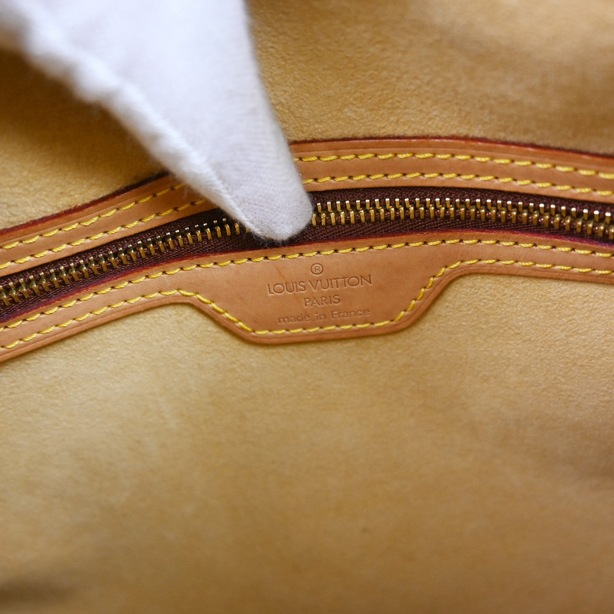 Louis Vuitton Monogram Looping Monogram Canvas Brown Canvas Shoulder Bag Bag (Pre-Owned)