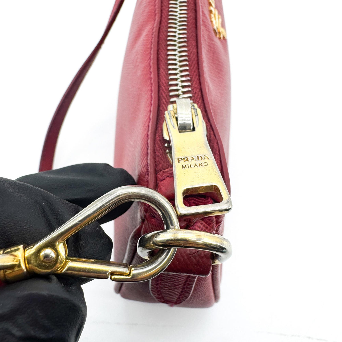 Prada Zip Saffiano Leather Red Leather Shoulder Bag Bag (Pre-Owned)