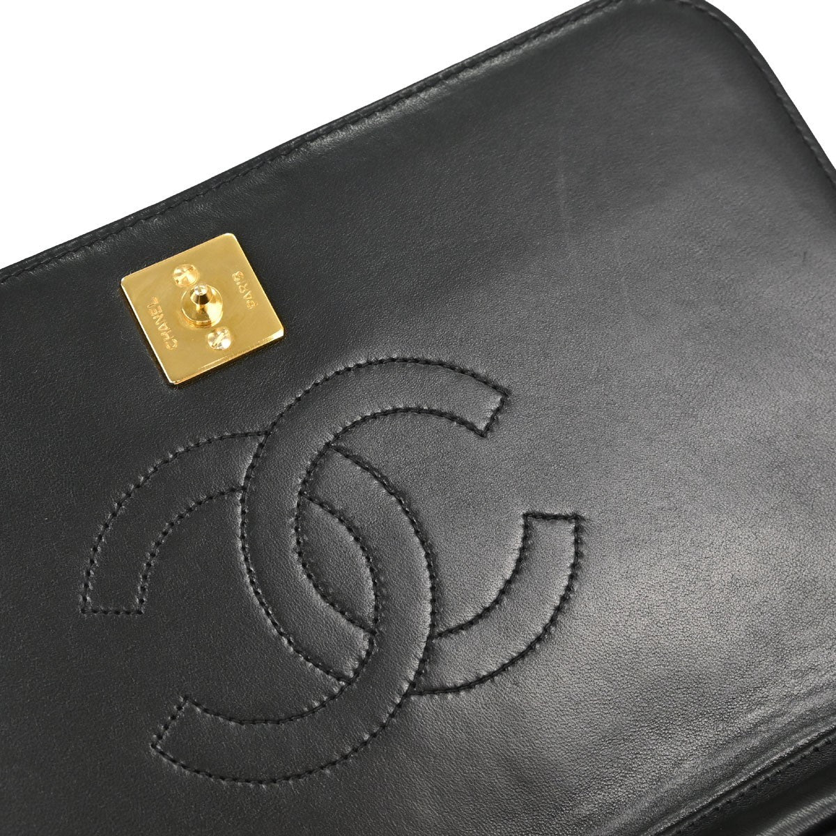 Chanel Vintage Full Flap Quilted Lambskin Black Leather Shoulder Bag Bag (Pre-Owned)