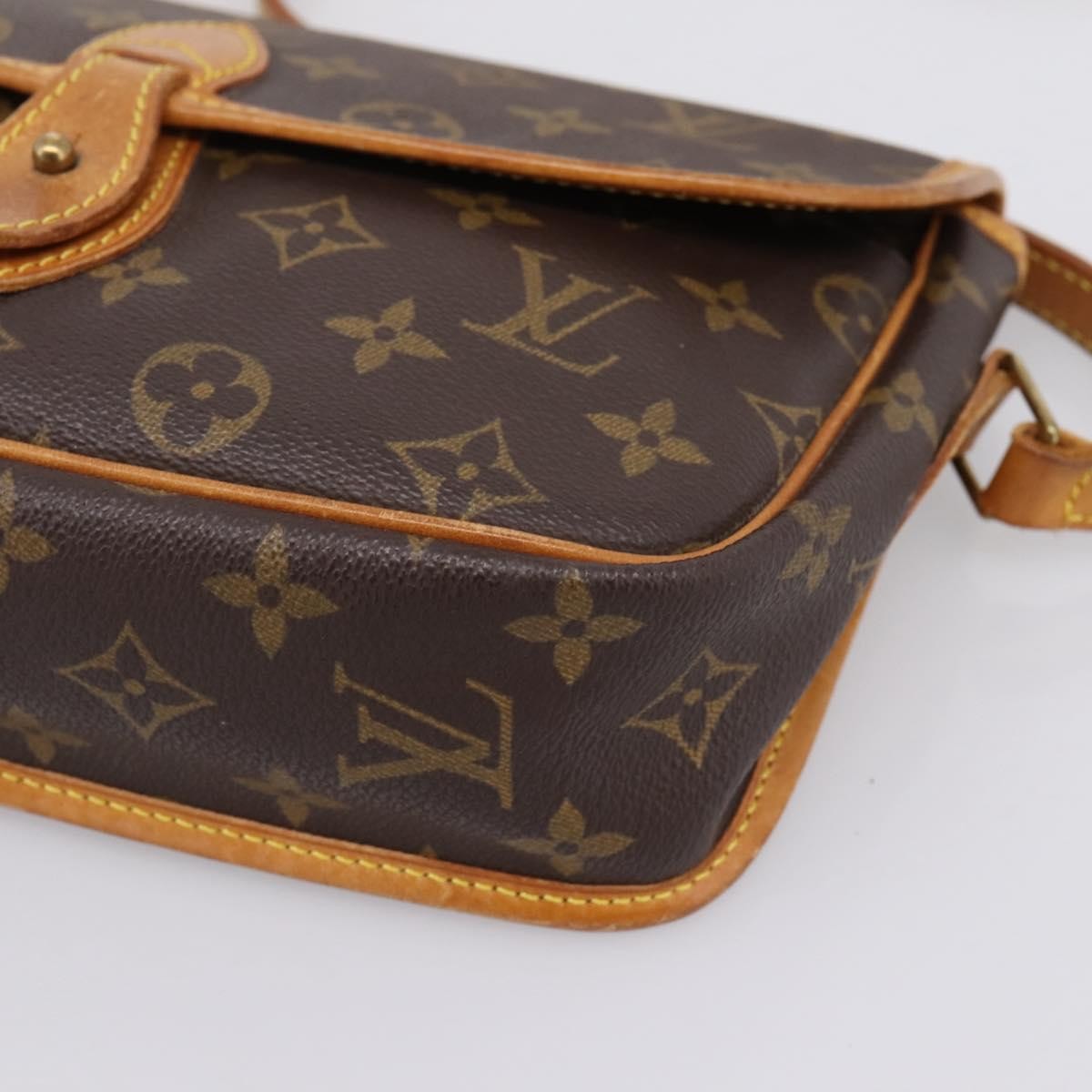Louis Vuitton Sac Gibeciere Messenger Monogram Canvas Brown Canvas Shoulder Bag Bag (Pre-Owned)