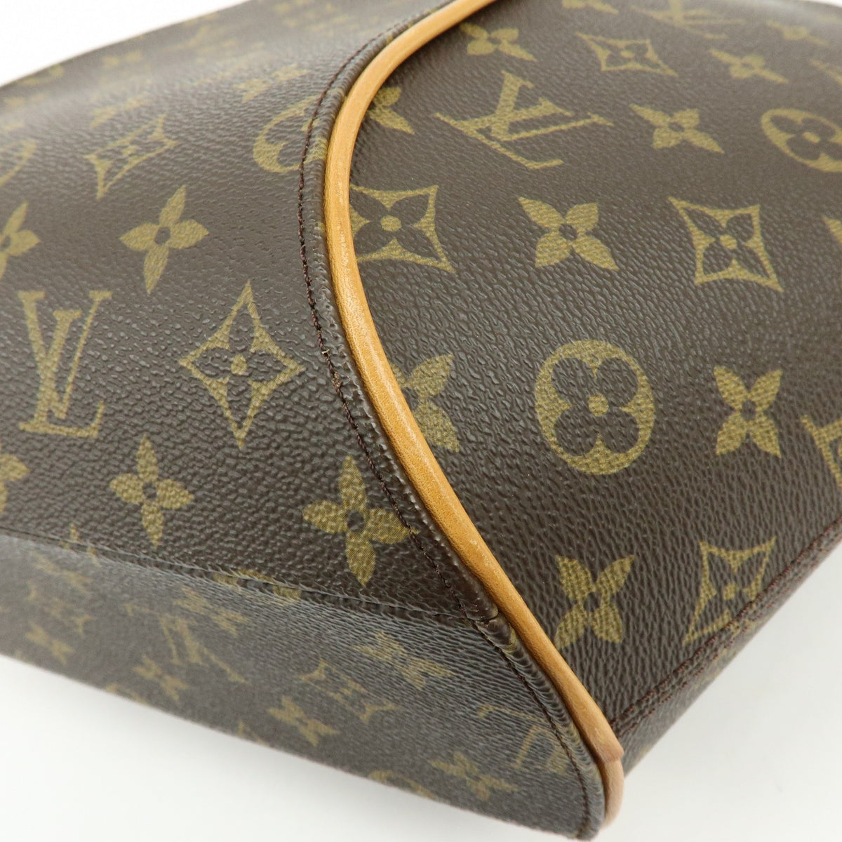 Louis Vuitton Ellipse Monogram Canvas Brown Canvas Handbag (Pre-Owned)