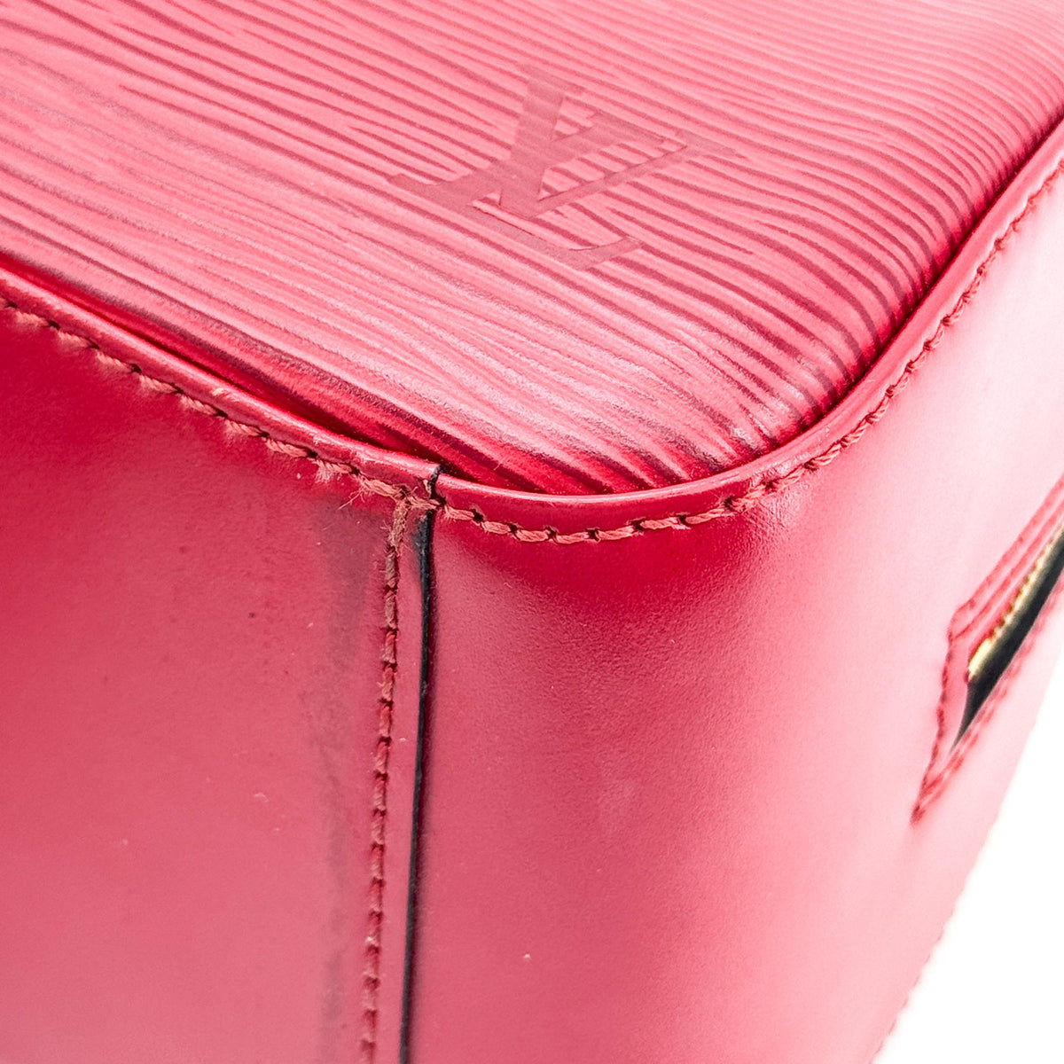 Louis Vuitton Jasmin Epi Leather Red Leather Handbag (Pre-Owned)