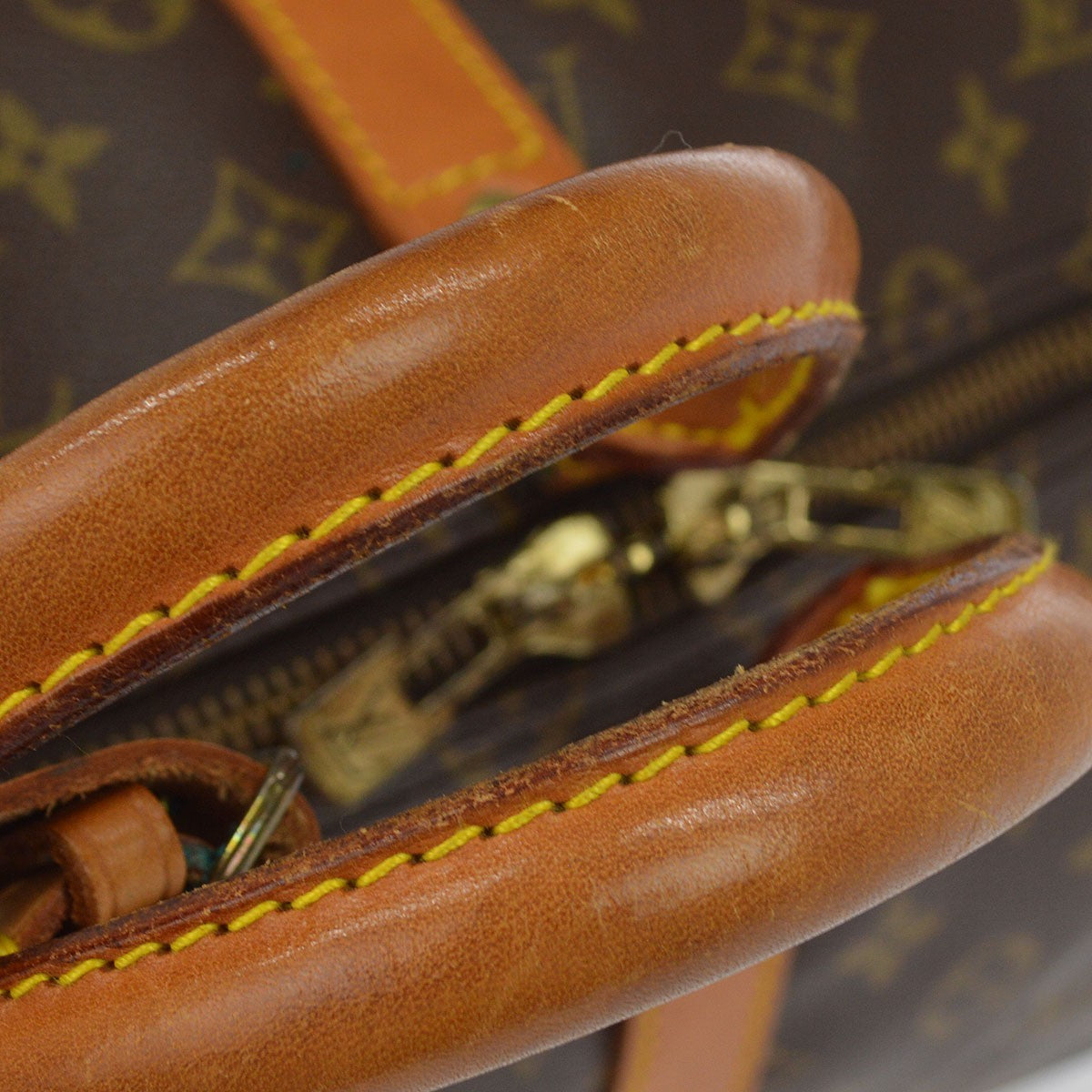 Louis Vuitton Keepall Monogram Canvas Brown Canvas Travel Bag Bag (Pre-Owned)