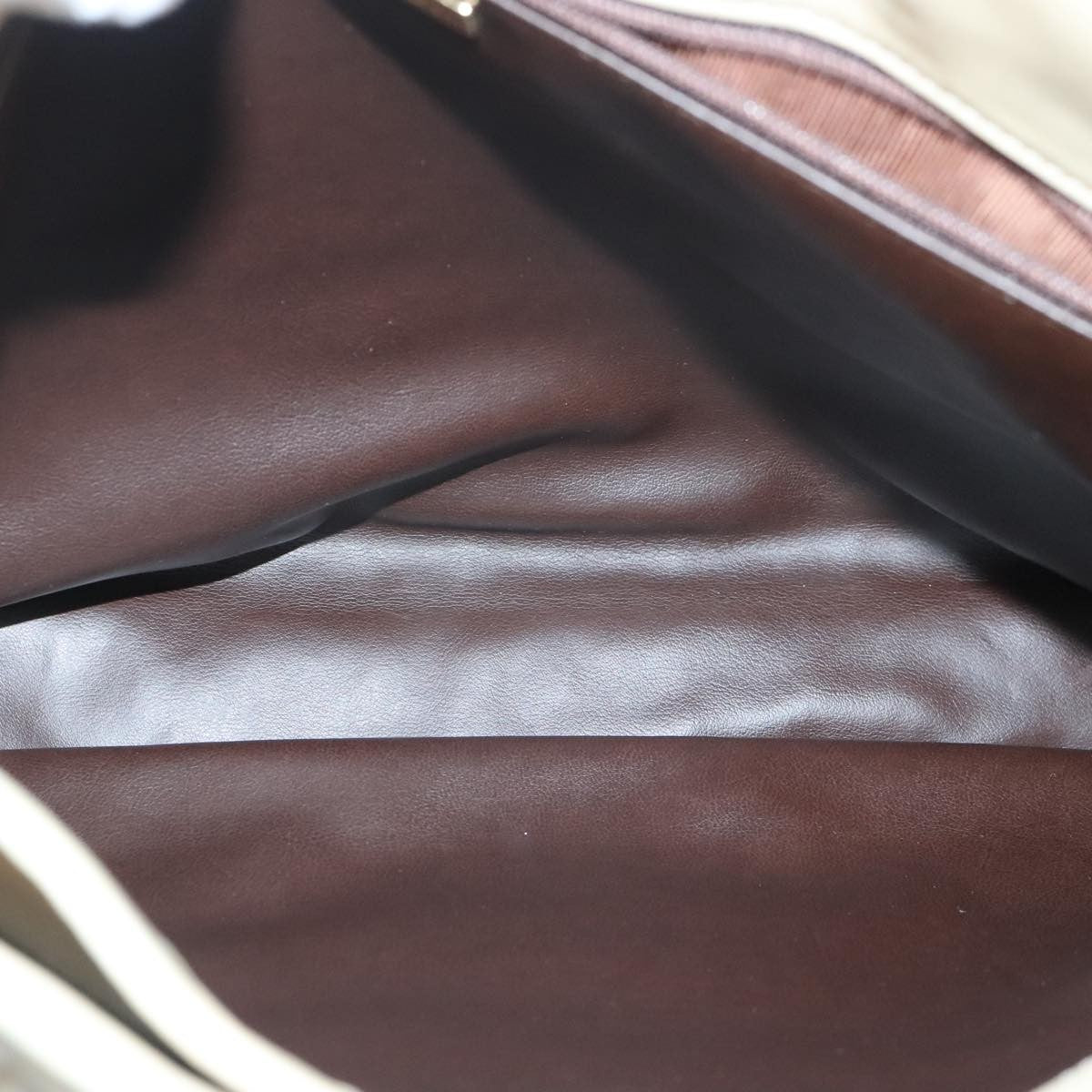 Bally Vintage Quilted Leather Beige Leather Shoulder Bag Bag (Pre-Owned)