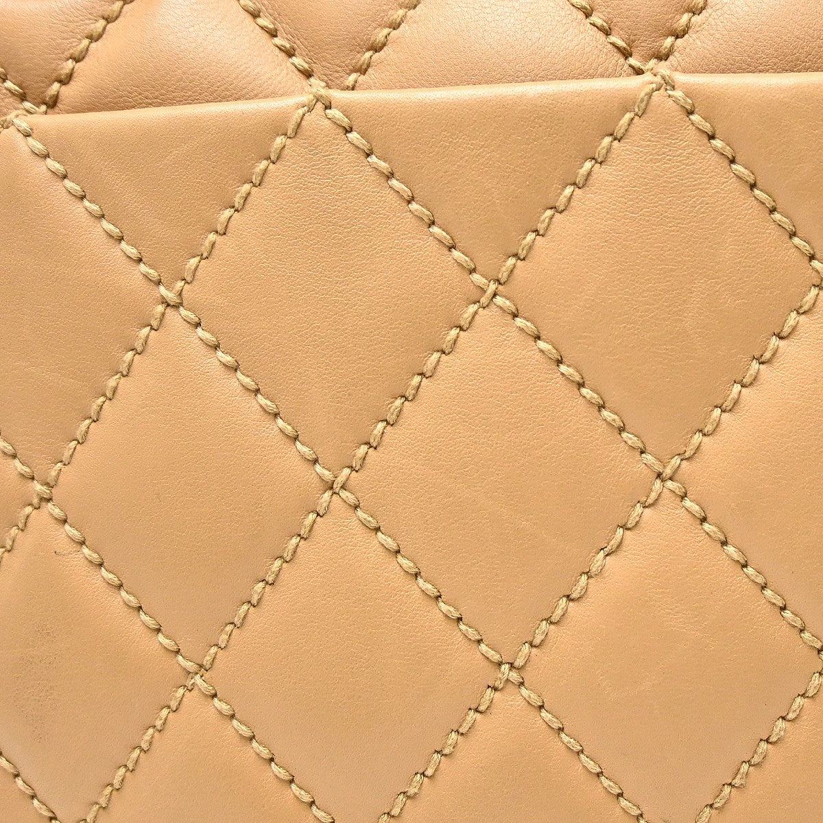 Chanel Surpique Zip Around Satchel Quilted Leather Beige Leather Handbag (Pre-Owned)