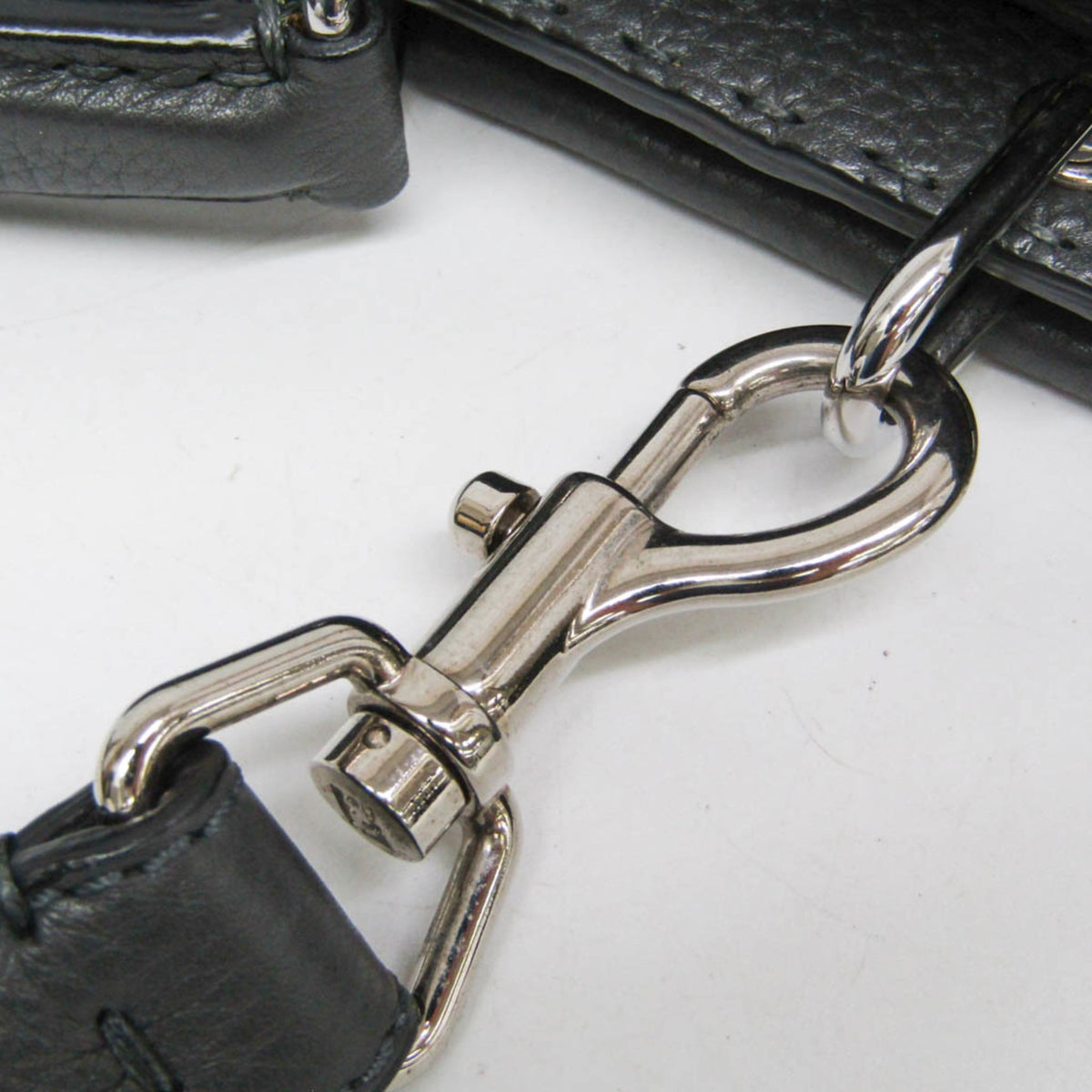 Fendi Monster Selleria Peekaboo Fit Leather Gray Leather Handbag (Pre-Owned)