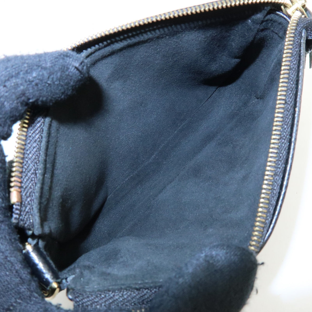 Louis Vuitton Pochette Accessoires Bicolor Monogram Empreinte Giant Black Leather Clutche & Pouche Bag (Pre-Owned)