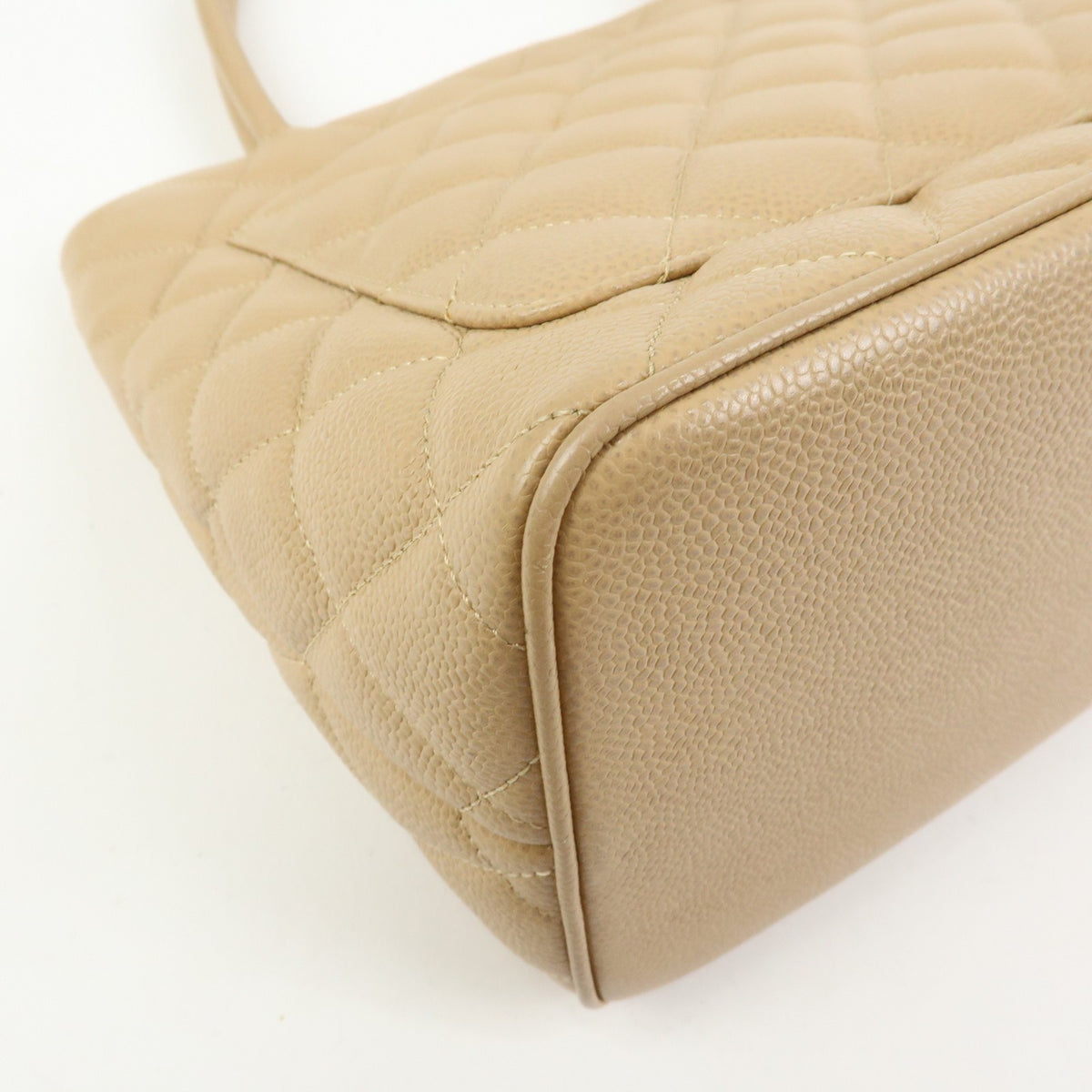 Chanel Medallion Quilted Lambskin Beige Calfskin Tote Bag Bag (Pre-Owned)