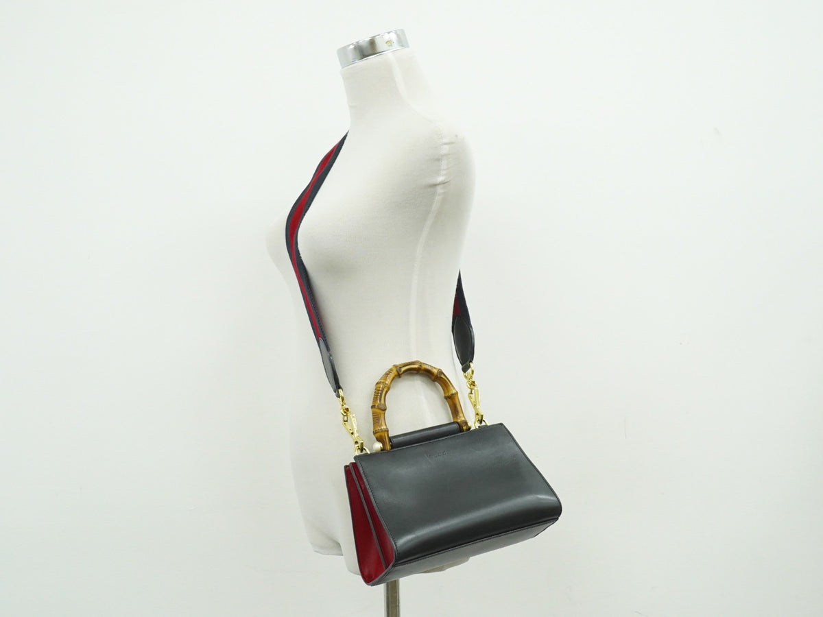 Gucci Nymphaea Top Handle Leather Black Leather Handbag (Pre-Owned)