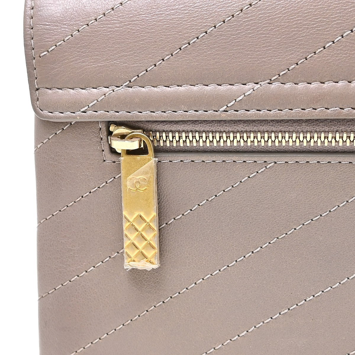 Chanel Envelope Compartment Flap Chevron Calfskin Purple Leather Crossbody Bag Bag (Pre-Owned)