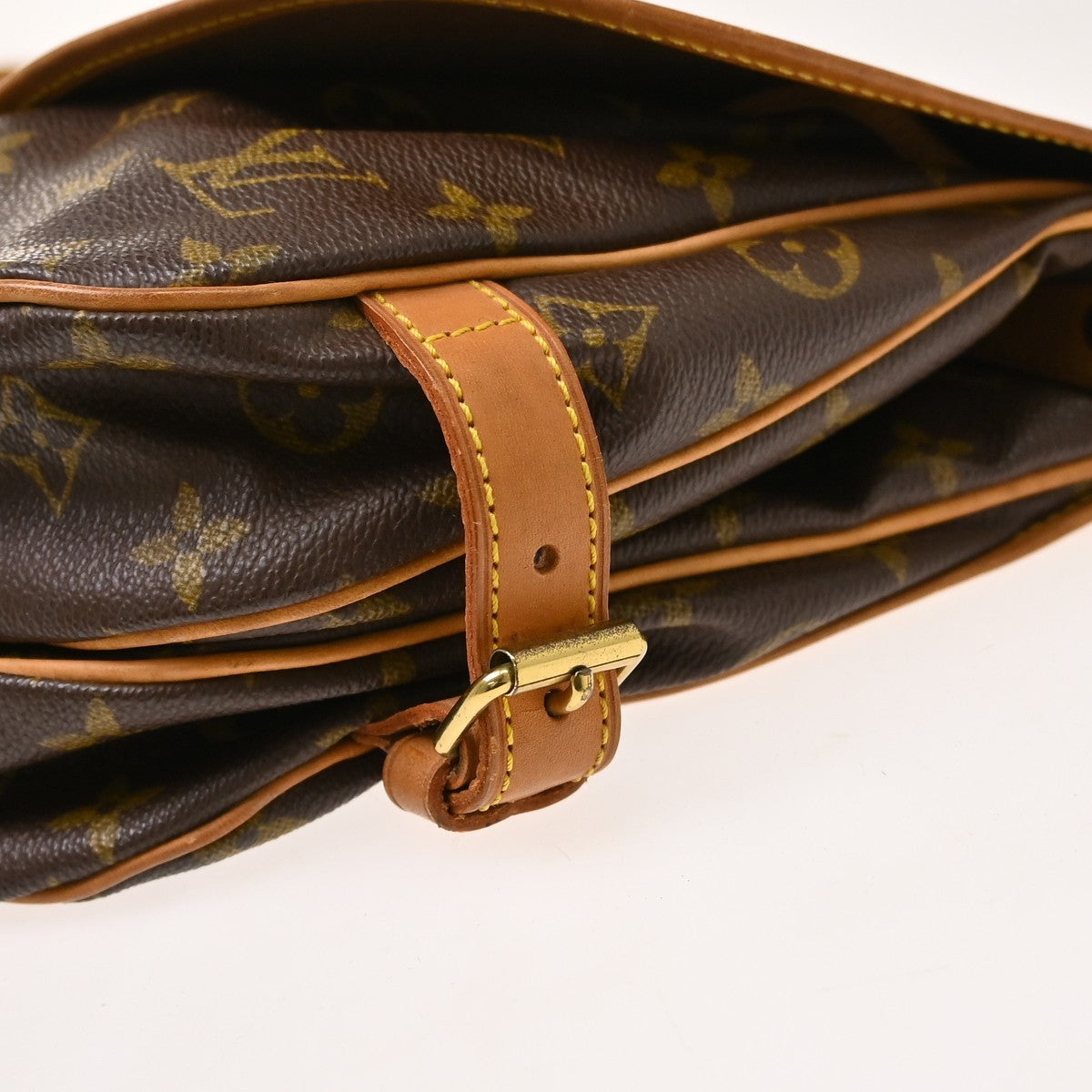 Louis Vuitton Saumur Monogram Canvas Brown Canvas Shoulder Bag Bag (Pre-Owned)