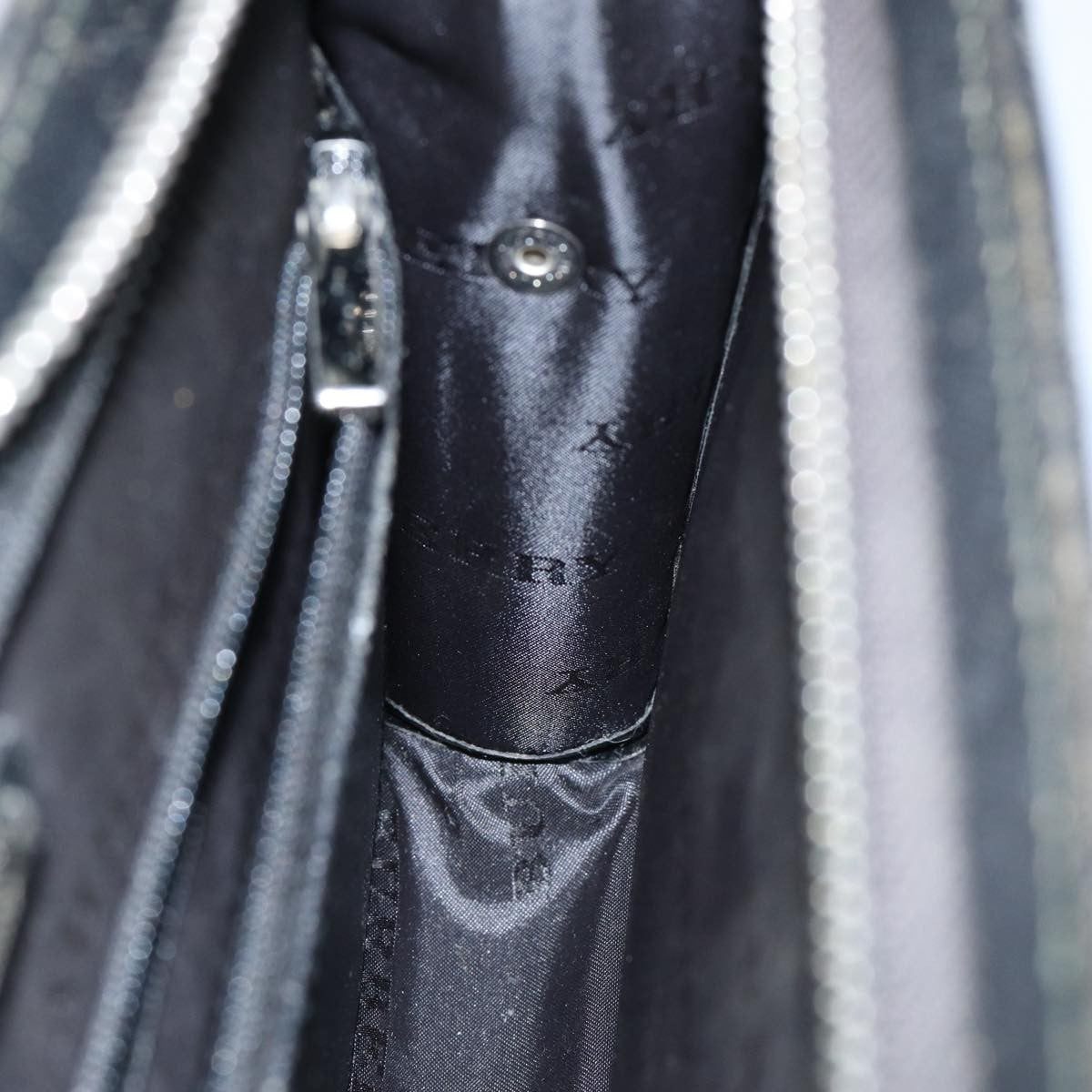 Burberry Vintage Leather Black Leather Clutche & Pouche Bag (Pre-Owned)