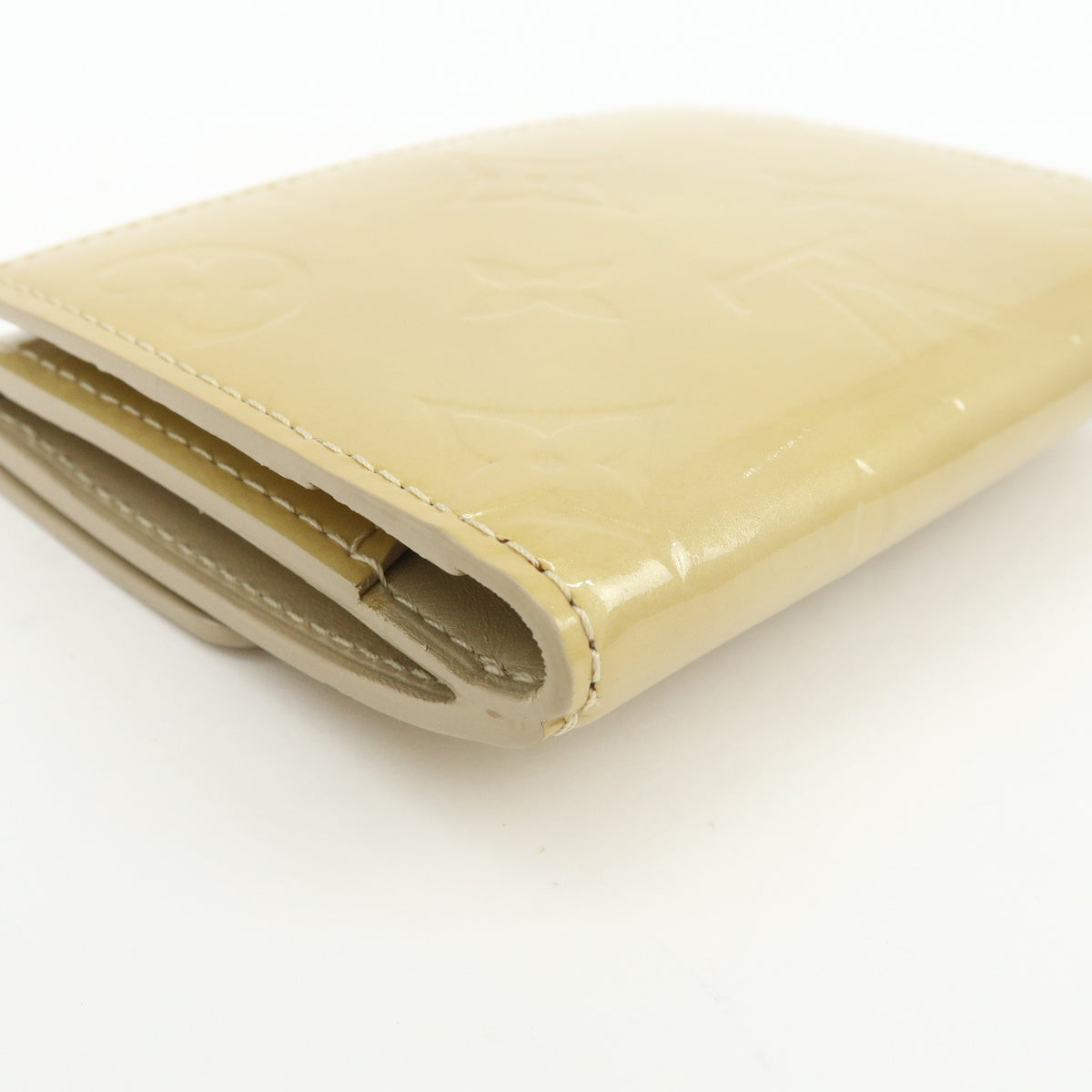 Louis Vuitton Ludlow Vernis Beige Patent_Leather Wallets Accessory (Pre-Owned)